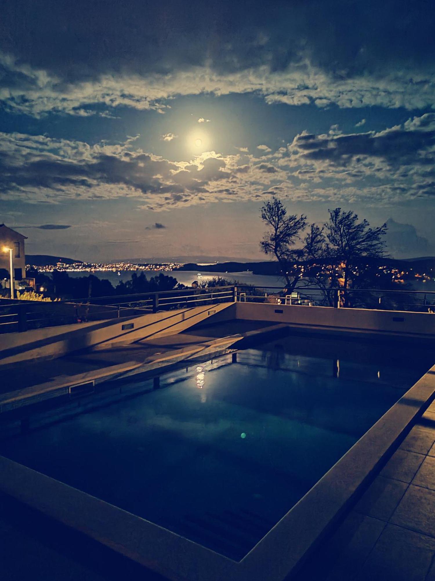 דונג'י סגט Villa Confido Luxury Apartment 01 מראה חיצוני תמונה