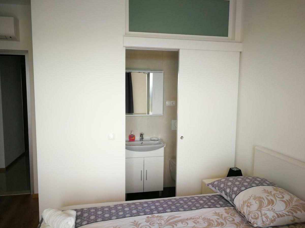 דונג'י סגט Villa Confido Luxury Apartment 01 מראה חיצוני תמונה